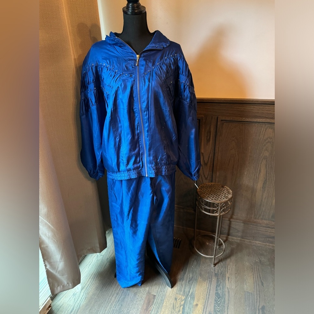 EVR vintage 100% silk 2 piece outfit size Large​